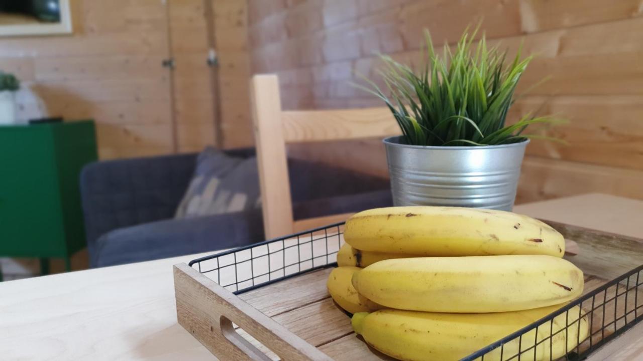 Camping Les Vernieres La Bourboule Sancy Экстерьер фото